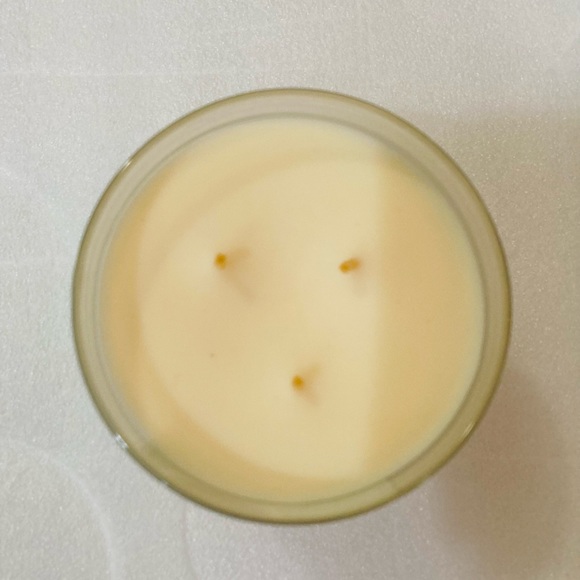 Pumpkin Donut Shop Bath & Body Works Candle - Picture 3 of 8